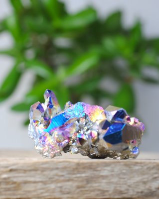 Aura Titan quartz, Cluster