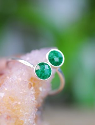 Smaragd, Ring i Sterling Silver två stenar