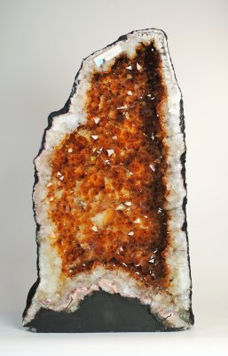 Citrin, Bränd Grotta