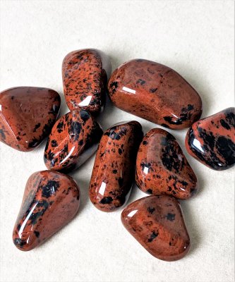 Obsidian, Mahogny Trumlade