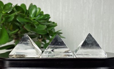 Bergkristall, Pyramid