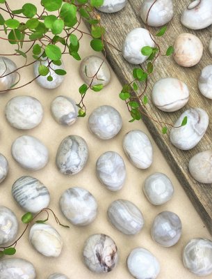 Agate, White Crazy Lace Cuddle stones Big pack