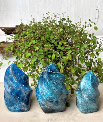 Apatite, Blue Flames
