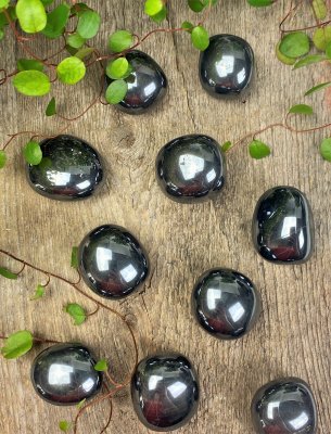 Hematite, Cuddle stones
