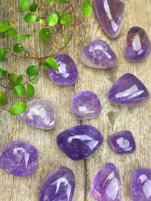 Amethyst, Tumbled Light