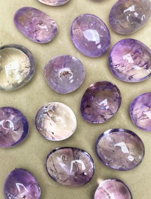 Ametrine, Cuddle stones