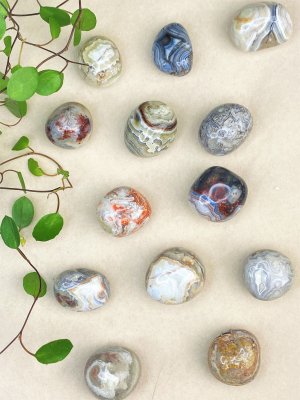 Agate, Crazy Lace Cuddle stones Big pack