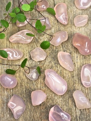 Chalcedony, Pink Tumbled