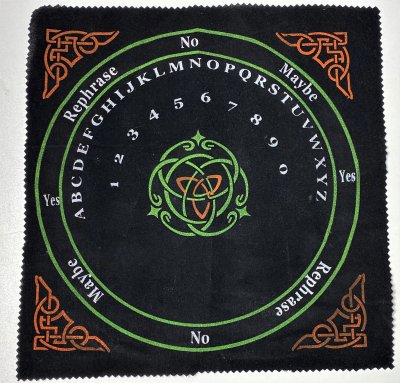 Pendel cloth, Black Celtic
