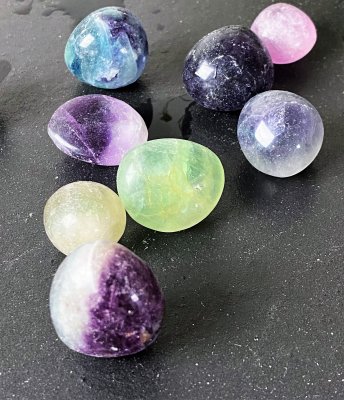 Fluorit, Regnbåge Cuddle stones
