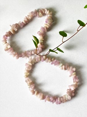 Kunzit, Armband Chips