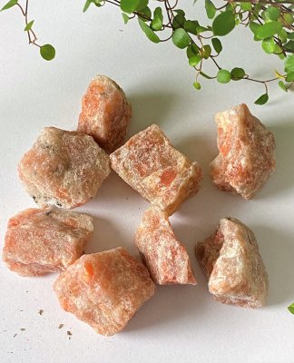 Solsten, Råa Stenar