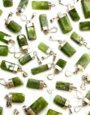 Peridot, Hänge med Sterling Silver