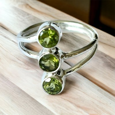 Peridote, Ring Triple Sterling Silver