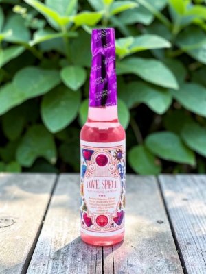 Love Spell, Reningsvatten